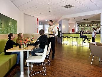 Ibis Hotel 2*